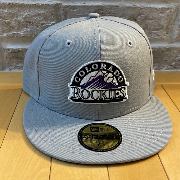 New Era 59Fifty Colorado Rockies Fitted Hat Size 7 5/8 Green UV MLB Baseball